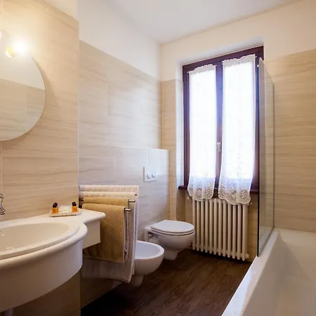 Il Grifo Bed and breakfast Lenno